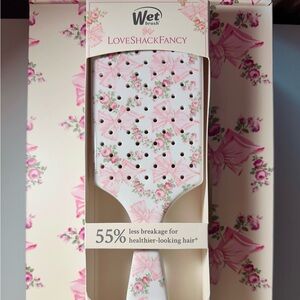 LoveShackFancy x Wet Brush collab paddle detangler hairbrush in Rosa Beaux. NWT